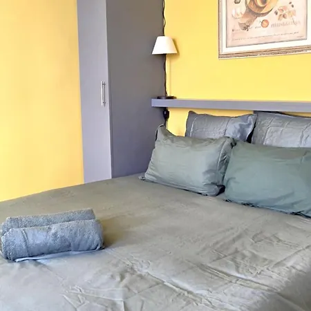 Sunny Loft At Gate Of Old Nizza